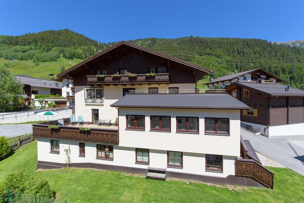 Haus Morgensonne Bed & Breakfast Sankt Anton am Arlberg Exterior photo